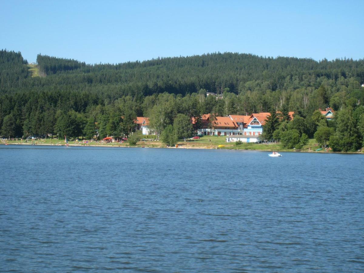 Apartman Riviera Lägenhet Lipno nad Vltavou Exteriör bild